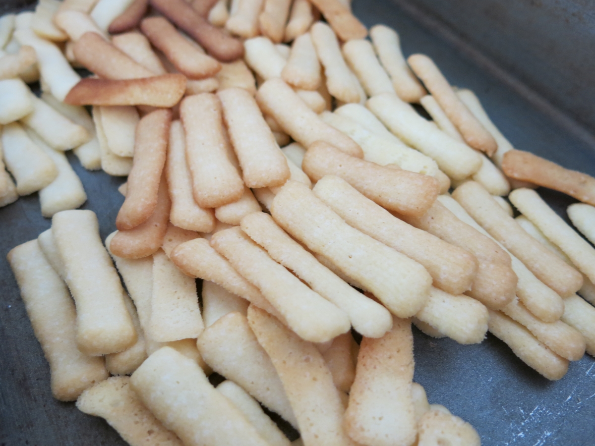 Lenguas de Gato (Cat's Tongue Cookies) Tita Meg Cooks