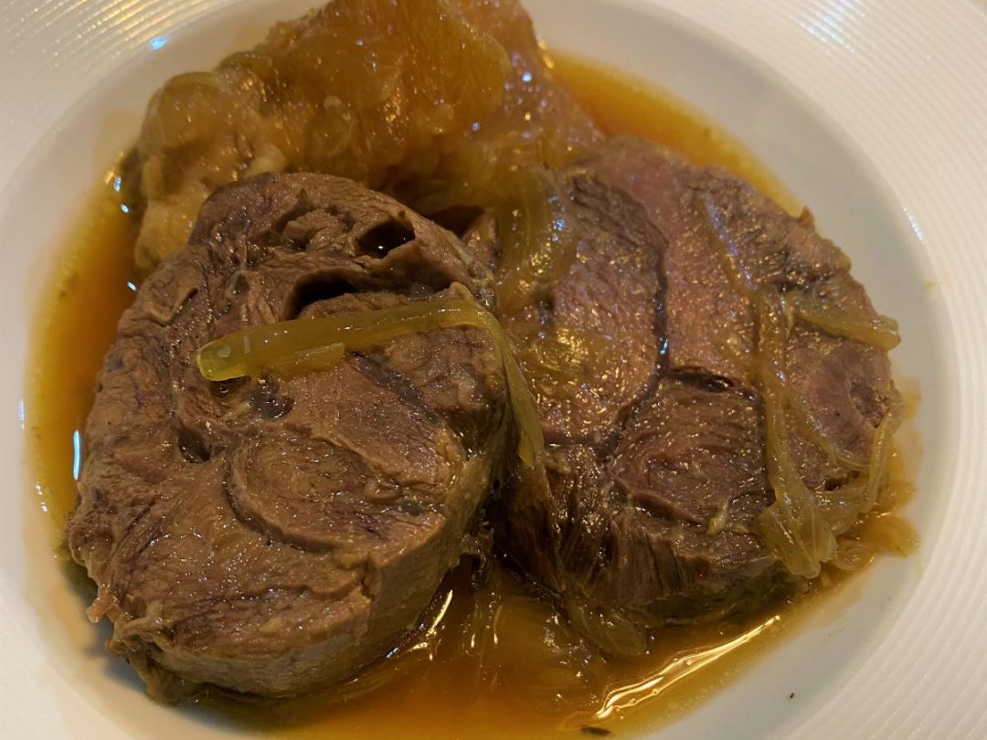 Beef shank asado